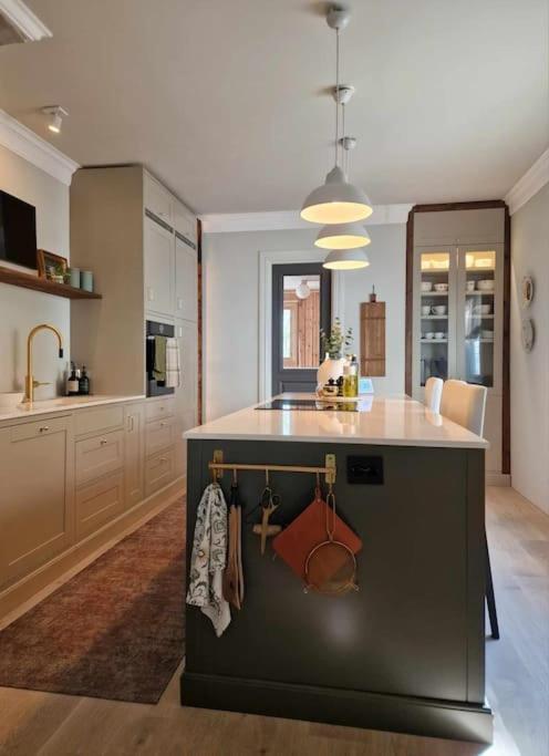 Villa Close To The City Centre ترومسو المظهر الخارجي الصورة