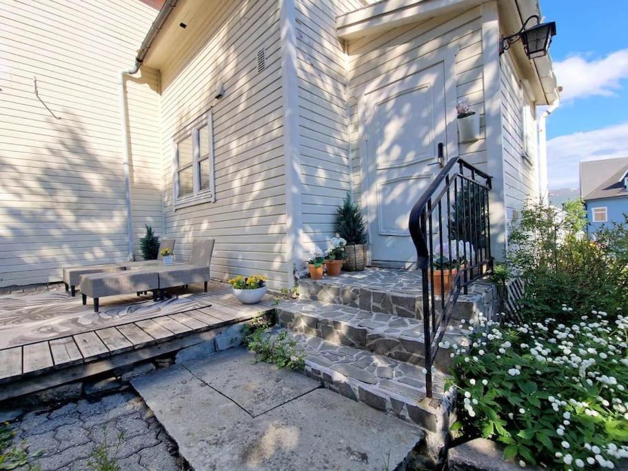 Villa Close To The City Centre ترومسو المظهر الخارجي الصورة